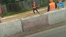 «Лопатобол» – новая забава дорожных рабочих