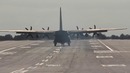 Посадка конвейером Боинга С-17 и Геркулеса С-130
