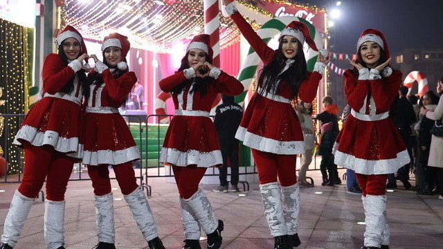 Новый год в Ташкенте: обзор парка Tashkent City / Yangi yil archalari 2023