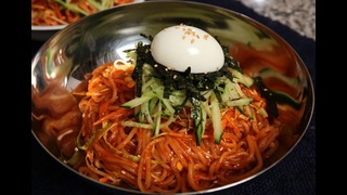 Spicy Chewy Noodles (Jjolmyeon: 쫄면)