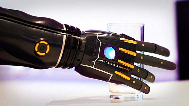 Бионическая рука которая может расти вместе с человеком