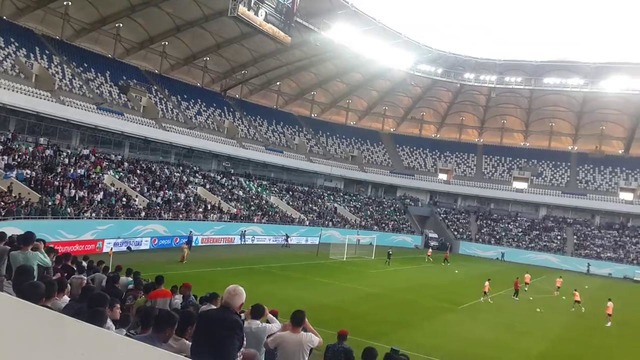 Bunyondok—-Nasaf tanafus paytida Rayhon Ganiyeva.kuyladi