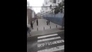 Полицейские заметили уличную разборку