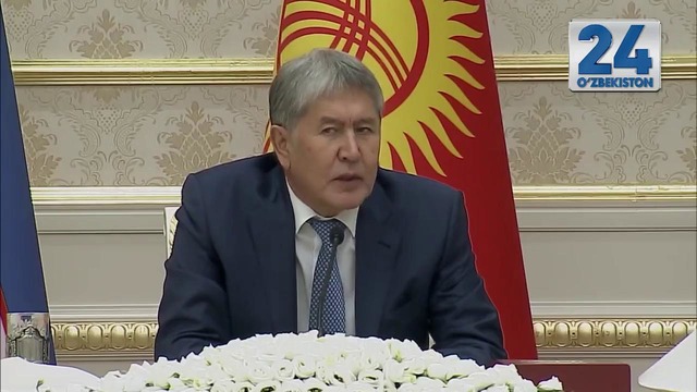 Sh.Mirziyoyev Atambayevga “Manas”ning o‘zbekcha tarjimasini sovg‘a qildi