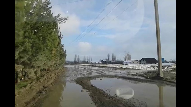 Дорога к дачному поселку