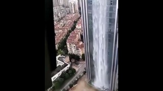 Водопад с небоскреба