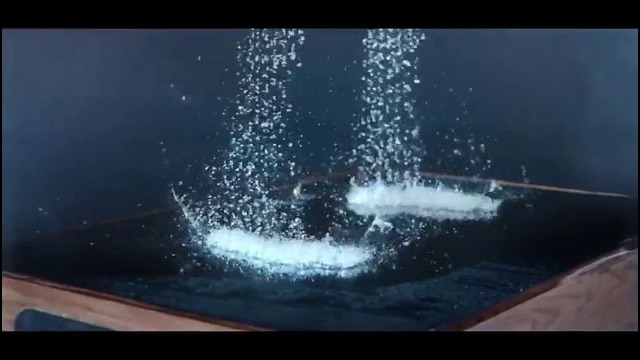 Движущийся силуэт человека, созданный из капель воды без компьютерной графики