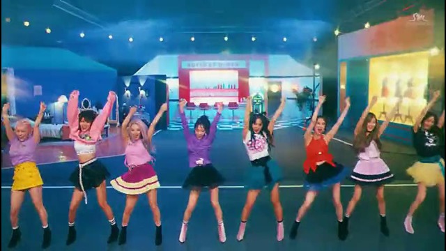Girls’ Generation – Holiday