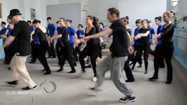 «iLuminate» gives masterclasses at Pop Circus College in Tashkent