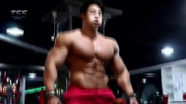 Bodybuilding – Chul Soon Biceps & Triceps Workout