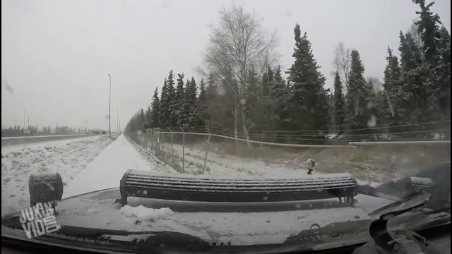 Icy Road Causes Car Crash | Dashcam Crash