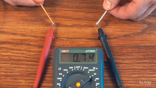 Часы работают от тела человека