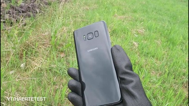 Samsung Galaxy S8 vs поезд (краш-тест)