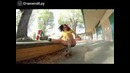 Позитивная ретро-роллерша