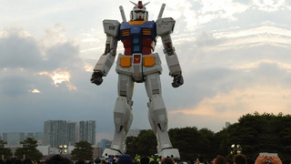 Япония построила 18-метрового робота