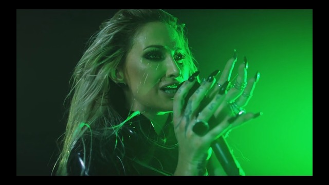 Butcher Babies – Headspin (Official Video 2017)
