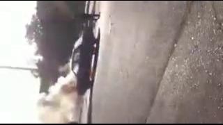 Машина горит на кара камише