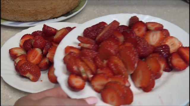 Вкуснейший бисквитный торт «клубника со сливками» strawberry cake