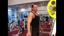 Приседание со штангой на плечах
