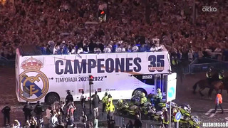 «Реал Мадрид» празднует чемпионство в Мадриде у площади Фонтана Сибелес