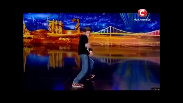 Танцы от Максима Дзюняка – Україна має талант-6 – Кастинг во Львове