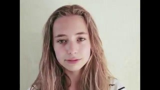 Отец 14 лет снимал дочь на видео каждую неделю