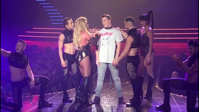 Britney Spears – Freakshow Vegas Front Row at Piece of Me August 17 2016