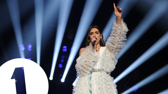 Dua Lipa – New Rules (Radio 1’s Teen Awards 2017)