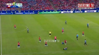 Chili 0-1 Urugvay