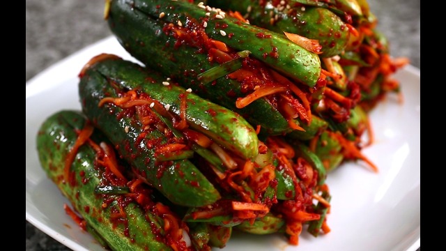 Cucumber kimchi (Oi-sobagi: 오이소박이)