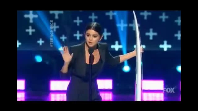 Selena Gomez Wins TCA 2014 Speech