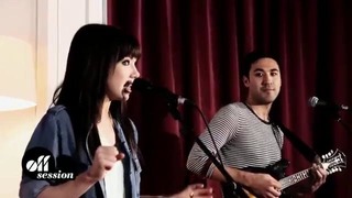 Carly Rae Jepsen – Call Me Maybe Live Of Session