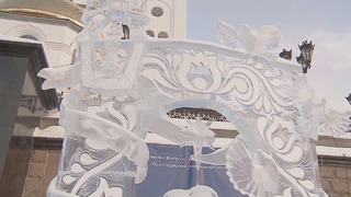 Фестиваль ледовых скульптур в Екатеринбурге посвятили Рождеству