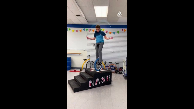 Guy Climbs Podium on Unicycle & Jump Ropes | People Are Awesome