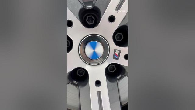BMW Center Cap Spinning