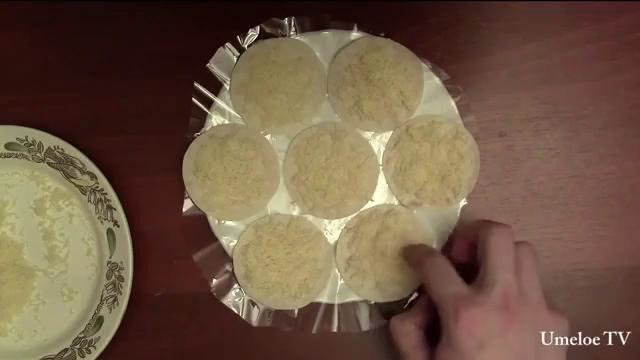 Как сделать чипсы с сыром за 2 минуты своими руками в домашних условиях