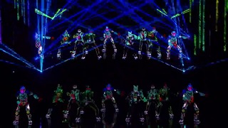 Light Balance Light Up Dance Crew Delivers – America’s Got Talent 2017