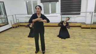 Изучение танца "Пахта" на примере анс. Бахор
