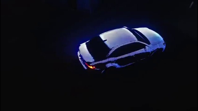 Кузов Lexus IS покрыли 42 тысячами светодиодов