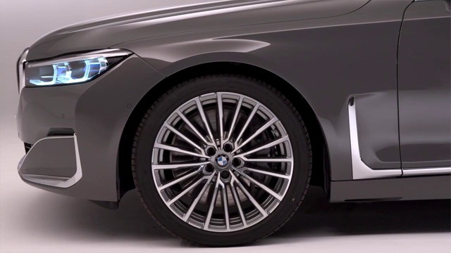 Павел Блюденов. Обновленная семерка BMW! Первый взгляд на BMW 7 series (G11 LCI)