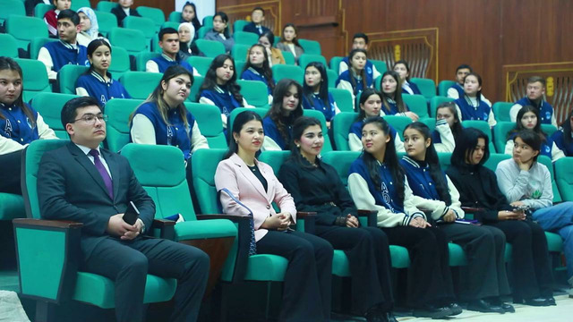 Andijonda yangi volontyorlar jamoasi shakllantirildi