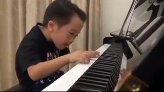 5-ти летний Моцарт ( Великолепно..! )