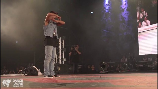 SALAH (FR) vs UKAY (GR) Top 16 Freestyle DANCE LIVE World Cup 2014