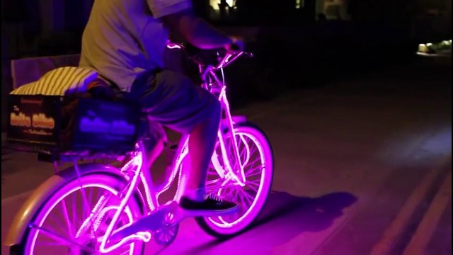 Велосипед с красивой подсветкой