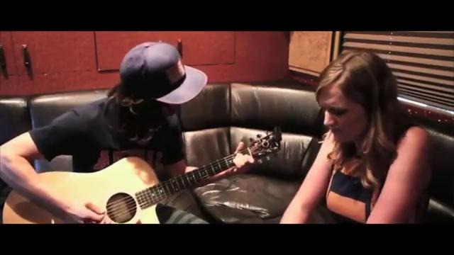 Pierce The Veil – - Hold On Till May- feat. Lindsey Stamey (Acoustic)