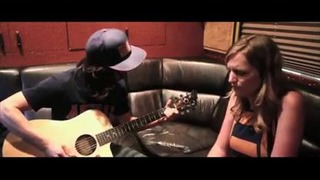 Pierce The Veil – - Hold On Till May- feat. Lindsey Stamey (Acoustic)
