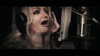 AXEL RUDI PELL feat. Bonnie Tyler – Love’s Holding On (Official Video)