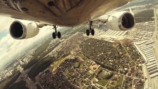 Обалденно! GoPro на стойке шасси Boeing 737