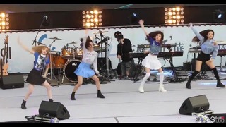 BLACKPINK funny MISTAKES on-stage compilation