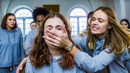 В изоляции – Русский трейлер (1-й сезон) | Сериал 2020